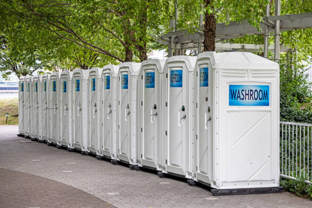 Best Restroom trailer rental cost  in Concordia, KS